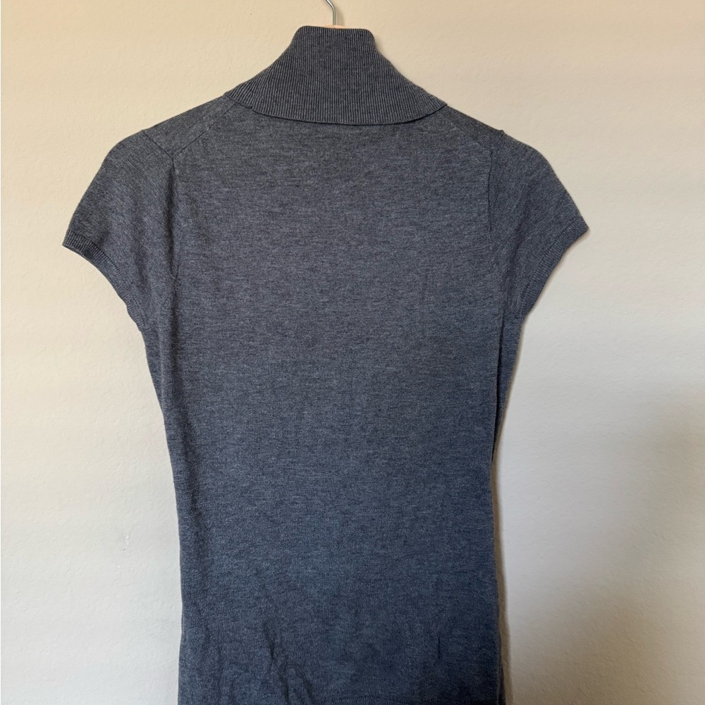 Women’s Medium Ann Taylor Mock Neck Grey Shirt - Picture 5 of 5